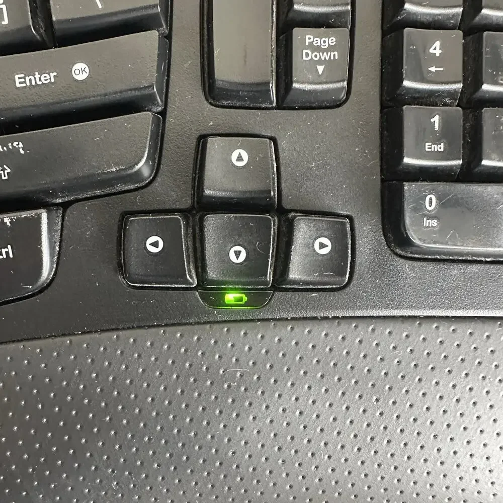 Logitech K350 Black Wireless Ergonomic Wave Keyboard Comfort Palm Rests
